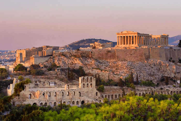 Mùa xuân chính là thời điểm du lịch Athens lý tưởng nhất