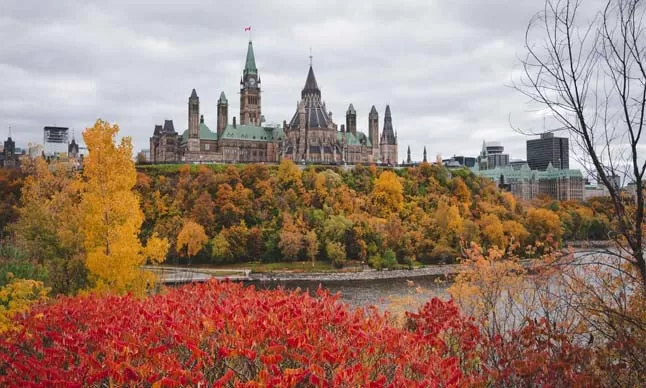 tat-tan-tat-kinh-nghiem-xin-visa-du-lich-canada